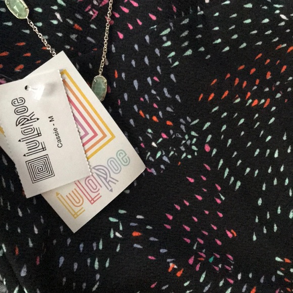 Cassie Medium- Lularoe - Picture 4 of 5